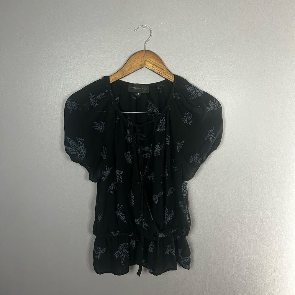 Corel Lynn Calter Women's Short Sleeve Blouse Wrap Top Bird V Neck Black Size 10